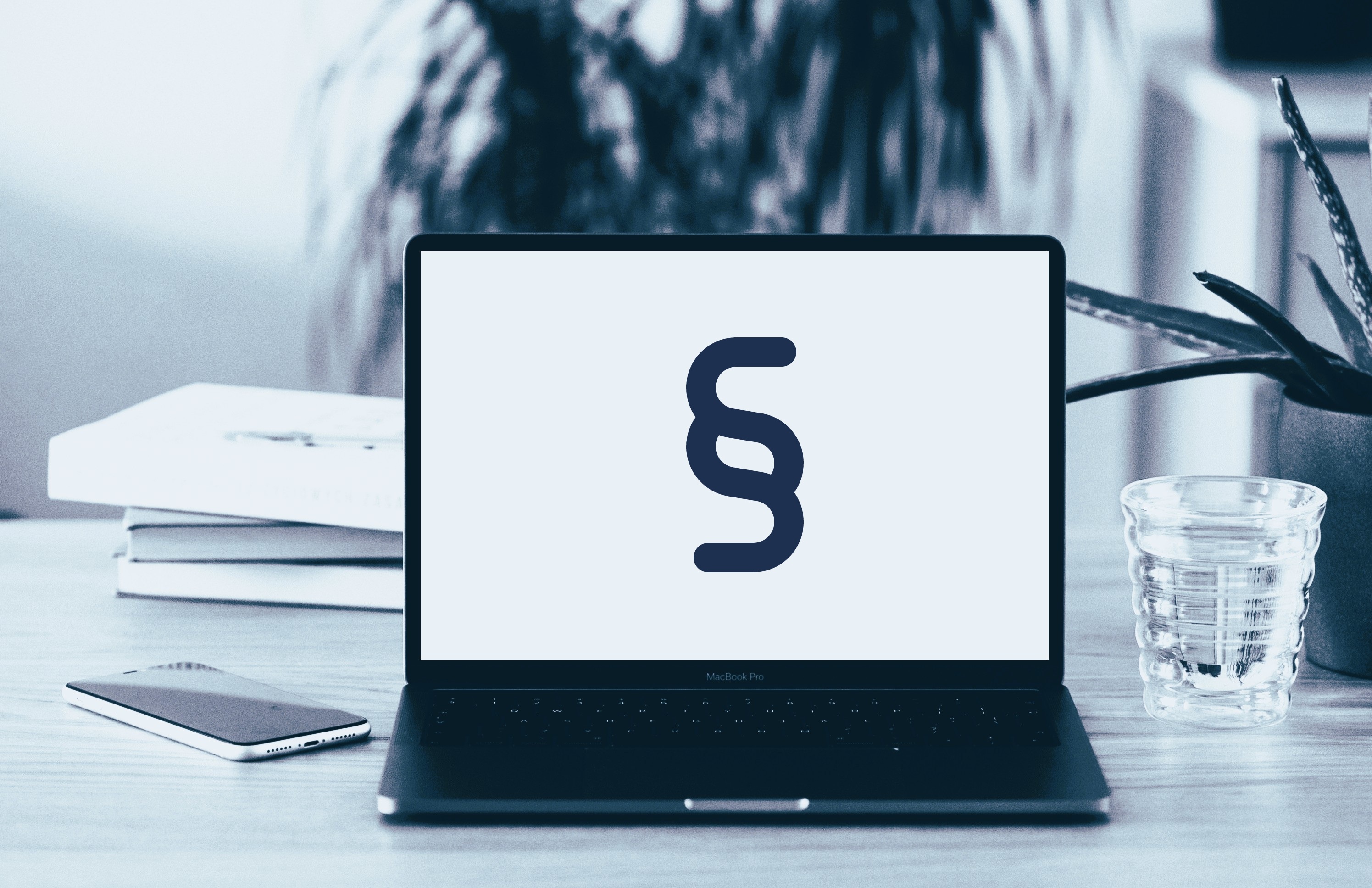 Laptop mit EU AI Act